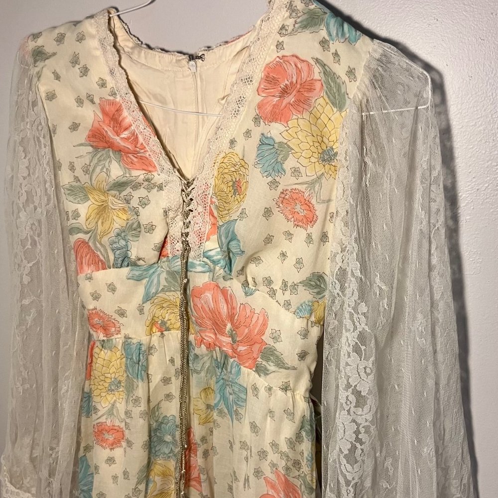 Authentic 1960/70s Rare Vintage Dreamy Boho Sheer Lace Blouse
